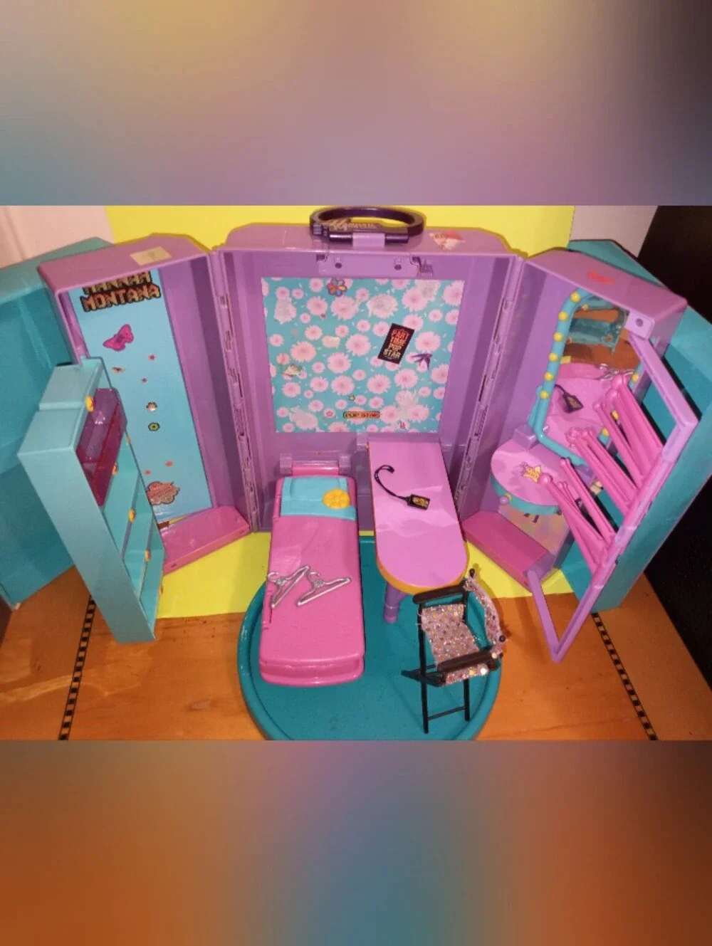 Hannah Montana doll House Backstage Playset